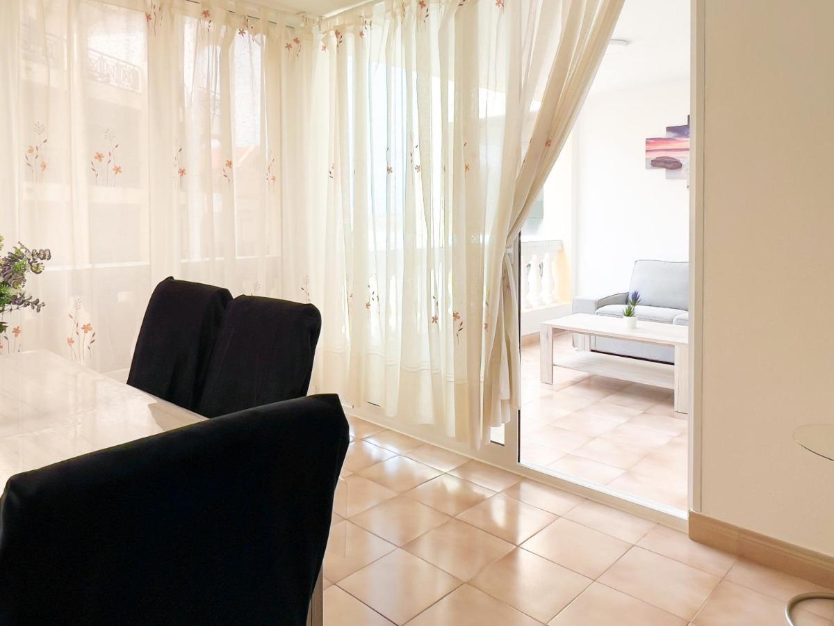 Korallia Guesthouse Castle Harbour Los Cristianos  Exterior photo